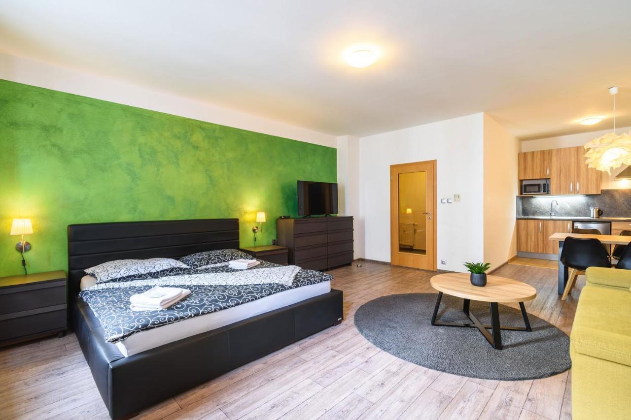 Pilsner Apartments Пльзень Экстерьер фото