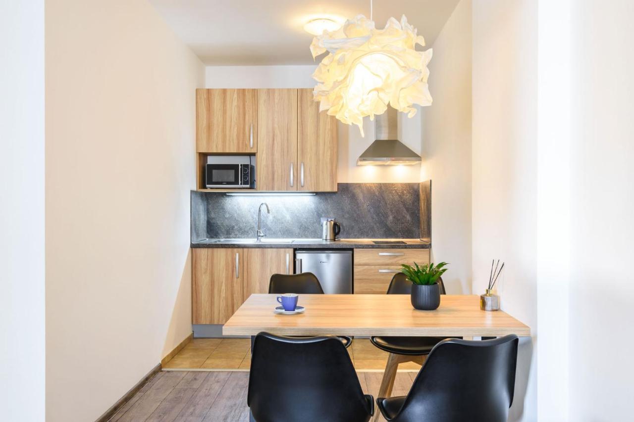Pilsner Apartments Пльзень Экстерьер фото